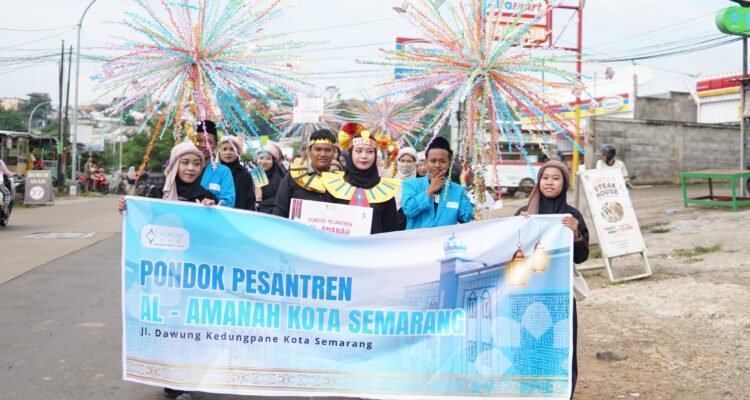 Santri Ponpes Al-Amanah Ikut Meriahkan Pawai Sambut Bulan Ramadhan 1446 Hijriah