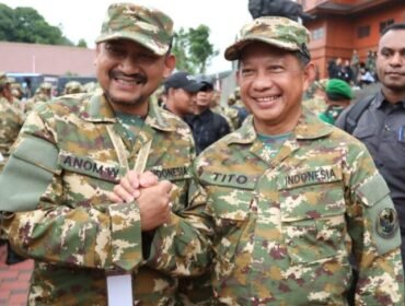 Bupati Pemalang Anom Widiyantoro dan Mendagri Tito Karnavian