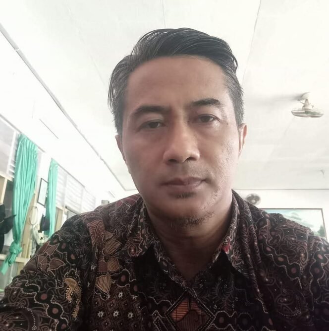 
					Hukum Islam dan Politisasi Agama