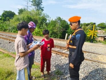 Masyarakat Diimbau Tak Lakukan Aktifitas Ngabuburit di Jalur KA, KAI Daop 1 Jakarta Berikan Alasannya