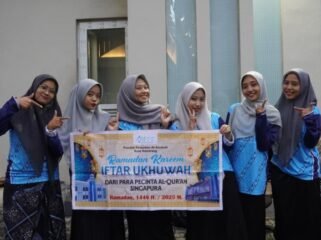 Pondok Pesantren Al-Amanah Berbagi Buka Puasa Bersama Ojek Online