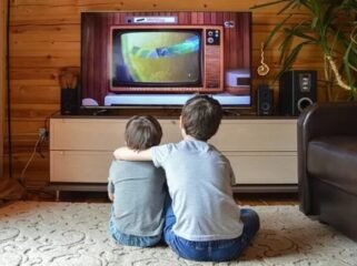 Jadwal TV hari ini. (Victoria_rt/pixabay)