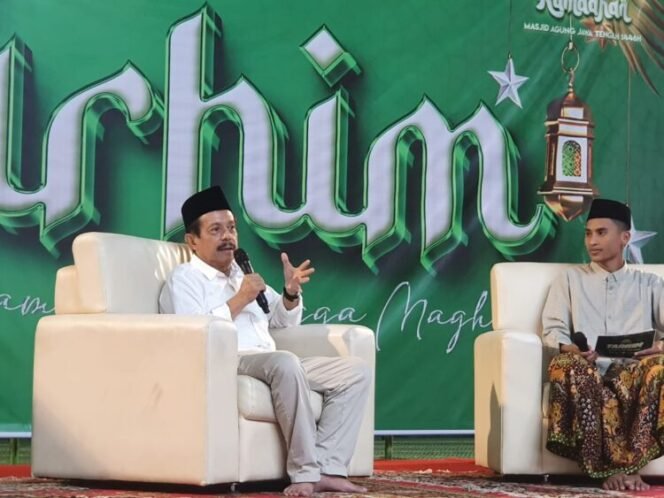 
					Ketua Persatuan Wartawan Indonesia (PWI) Provinsi Jawa Tengah Amir Machmud NS dalam Talkshow Ramadan hingga Magrib (Tarhim) di Masjid Agung Jawa Tengah (MAJT), Kamis (27/3/2025)