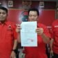 Ketua DPC PDIP Pemalang, Junaedi (Kiri) di dampingi wakil ketua bidang kehormatan DPC PDI Perjuangan Kabupaten Pemalang, Wasisto