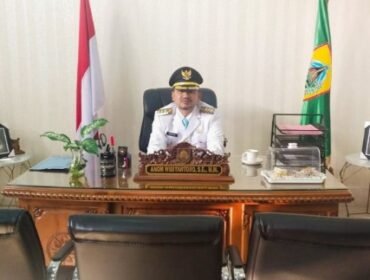 Bupati Pemalang Anom Widiyantoro