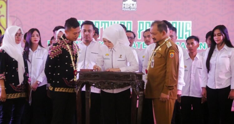 Pengurus Baru HIPMI Resmi Dilantik, Bupati Anom Harapkan Bisa Bawa Pergerakan Ekonomi untuk Pemalang