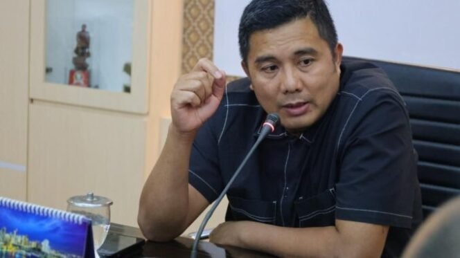 
					Wakil Ketua DPRD Jateng, Mohammad Saleh