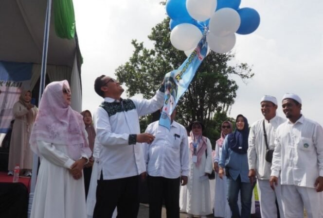
					Bupati Pemalang Lepas Peserta Manasik Haji Anak PAUD