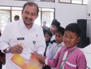 Paguyuban Pedagang Pasar Tiban Pemalang Santuni 91 Anak Yatim Piatu