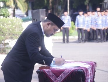 Bupati Pemalang Anom Widiyantoro