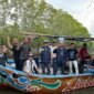 Kesatuan Nelayan Tradisional Indonesia (KNTI) dalam rangka memperingati HUT KNTI ke 16 melakukan restocking di sungai Ketapang di Pemalang.