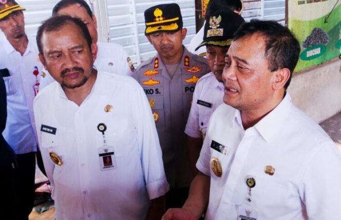 
					Kagum Dengan Sistem Pengelolaan Sampah di Penggarit Pemalang, Ini Kata Gubernur Jateng