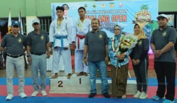 Sebanyak 298 atlet karate dari 18 kontingen yang berasal dari Kabupaten Kudus, Banyumas, Batang dan Pekalongan bertanding untuk memperebutkan gelar juara pada Karate Championship Pemalang Open Bupati Cup III 2025.