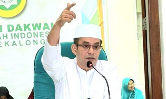 
					Anggota DPR RI Komisi VI dari Fraksi PKS Rizal Bawazier