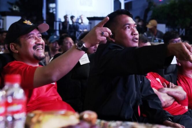 
					Nobar Bersama Bupati dan Wabup Pemalang, Anom: Indonesia Harus Menang Lawan China
