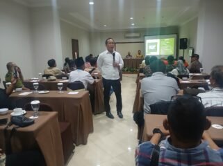 Ketua LBH Petir Semarang, Zainal Abidin Petir