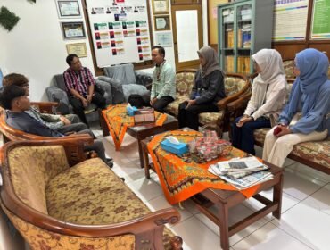 Mahasiswa PPL UIN GUSDUR Silahturahmi Ke Kantor KPU Pemalang