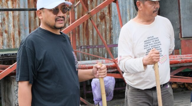 Pemerintah Kabupaten Pemalang melakukan kegiatan bersih-bersih 