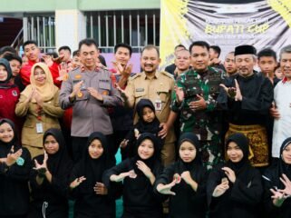  Bupati Pemalang Anom Widiyantoro  membuka acara Kejuaraan Pencak Silat