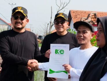 PPPK Tahap 1 Terima SK, Bupati Anom Instruksikan Layani Masyarakat dengan Baik