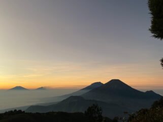 View Gunung Prau Jawa Tengah