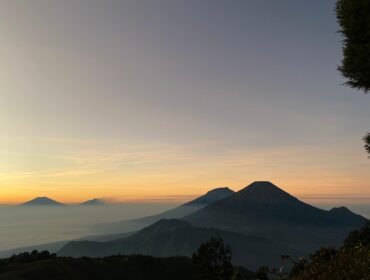 View Gunung Prau Jawa Tengah