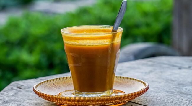 Minuman Kunir Asem (Canva Pro)