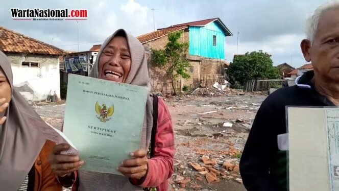 
					Pemilik Sertipikat yang Rumahnya Dirobohkan Kini Mencari Keadilan
