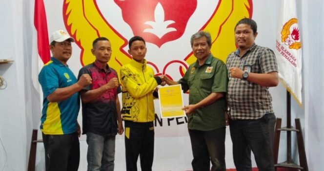 
					KONI Kabupaten Pemalang sedang memberi motivasi kepada Imam Ibnu Sholeh
