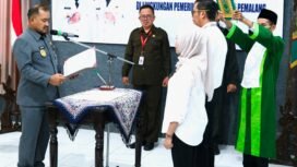 Anom Ingatkan Pejabat Baru Tentang Nilai-nilai Anti KKN