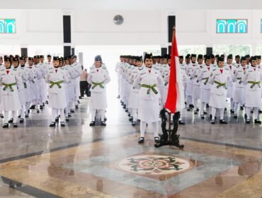 Sebanyak 75 Anggota Paskibraka Kabupaten Pemalang yang terdiri dari 40 putra dan 35 putri, resmi dikukuhkan
