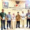 Foto Bersama dengan Senator DPD RI Abdul Kholik dan Komisoner KPID Jateng