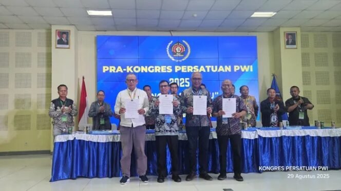 
					Sah! Akhmad Munir Terpilih sebagai Ketua Umum PWI masa periode 2025-2030