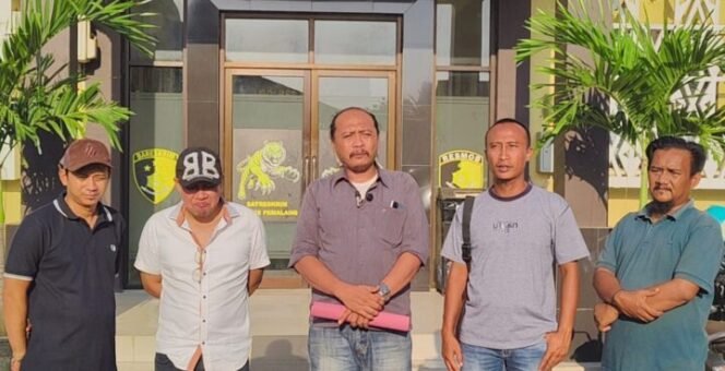 
					Kelompok Pelayan Sosial (KPS) Sedulur Ratan Bersatu Pemalang, melaporkan dugaan pencemaran nama baik yang dialami oleh organisasi tersebut