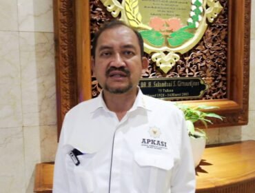 Bupati Pemalang Anom Widiyantoro