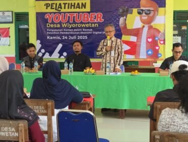 Puluhan Warga Desa Wiyorowetan Dilatih Pemberdayaan Ekonomi Digital