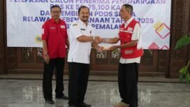 Bupati Anom Lepas Keberangkatan 50 Calon Penerima Penghargaan Donor Darah Sukarela