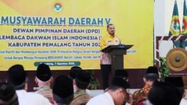 Bupati Pemalang Anom Widiyantoro saat membuka Musyawarah Daerah (Musda) ke 5 Lembaga Dakwah Islam Indonesia (LDII) Kabupaten Pemalang tahun 2025 di salah satu Hotel di Pemalang, Kamis (7/8/2025).