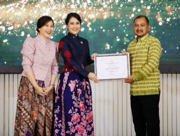 Penghargaan diberikan langsung oleh Menteri PPPA RI Arifah Fauzi kepada Bupati Pemalang Anom Widiyantoro di Auditorium KH. M. Rasjidi, Kementerian Agama RI, Jakarta, pada Jumat (8/8/2025).