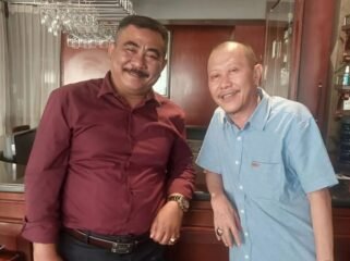 Kuasa hukum, Imam Subiyanto, SH, MH, CPM (kiri) dan Direktur Utama Perumda Air Minum Tirta Mulia Pemalang Non Aktif Slamet Efendi