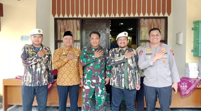 Salam Presisi bersama Bupati Pemalang, Dandim dan Kapolres Pemalang