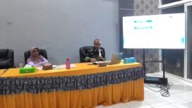Sekretaris Dindikbud Kabupaten Pemalang, Dra. Titien Soewastiningsih Soebari, MEd, PhD, didampingi Kasubbag Umum dan Kepegawaian Dindikbud Pemalang, Akhmad Riadi, SE, saat Forum Konsultasi Publik (Review SPP dan SOP Dinas Pendidikan dan Kebudayaan Kabupaten Pemalang) pada Jumat 19 September 2025.