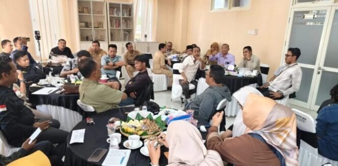 
					DPRD Gelar Rapat Dengar Pendapat Bersama OPD dan Masyarakat Sikapi Permasalahan di Pemalang