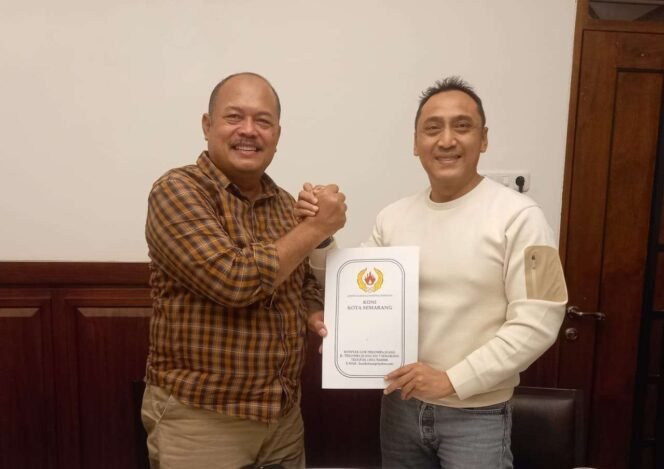 
					Sujarwanto Resmi Terima Dukungan dari KONI Kota Semarang