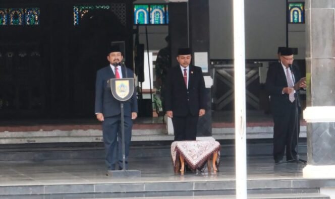 
					Upacara Peringatan Hari Kesaktian Pancasila Tahun 2025 di Kabupaten Pemalang berlangsung dengan khidmat.