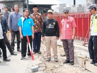 Bupati Anom Tinjau Progres Proyek Jalan Provinsi dan Kabupaten