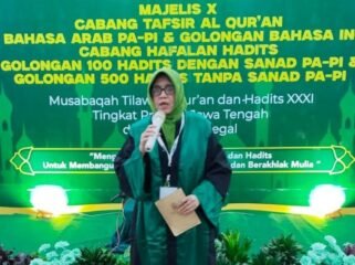 Prof Yuyun Affandi (Juri Tafsir Bahasa Inggris dan Bahasa Arab