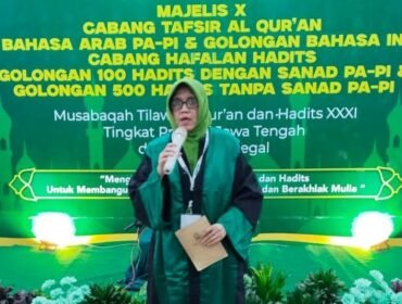 Prof Yuyun Affandi (Juri Tafsir Bahasa Inggris dan Bahasa Arab