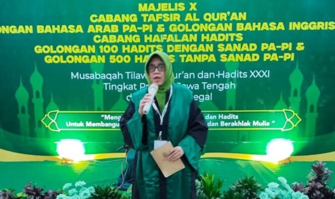 
					Prof Yuyun Affandi (Juri Tafsir Bahasa Inggris dan Bahasa Arab