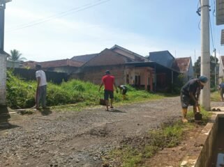 Sambut Musim Hujan, Warga Perumahan Jatinegara Tegal Gelar Kerja Bakti Pemberantasan Sarang Nyamuk